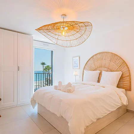 Luxurious Waterfront - Unique & Exclusive Location * Cagnes-sur-Mer