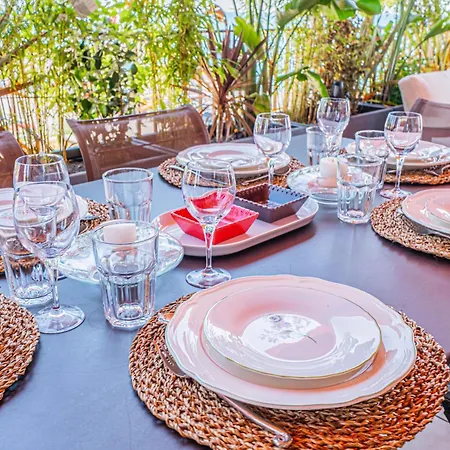 Luxurious Waterfront - Unique & Exclusive Location Apartamento