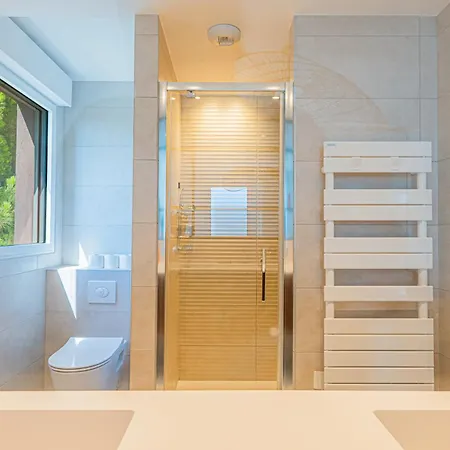 Luxurious Waterfront - Unique & Exclusive Location Apartamento Cagnes-sur-Mer